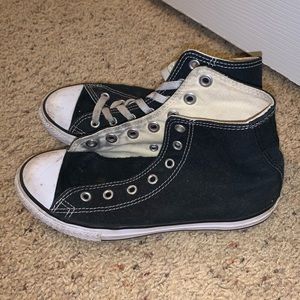 girls black converse
